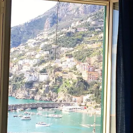 Donna Giulia Bed & Breakfast