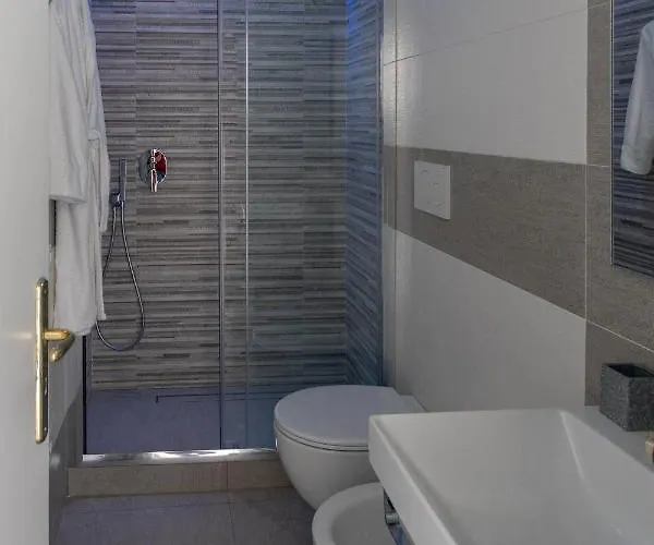 住宿加早餐酒店 唐娜·朱利亚酒店