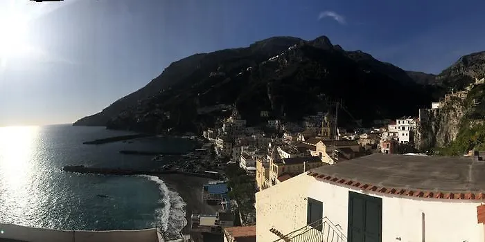 唐娜·朱利亚酒店 住宿加早餐酒店 阿马尔菲