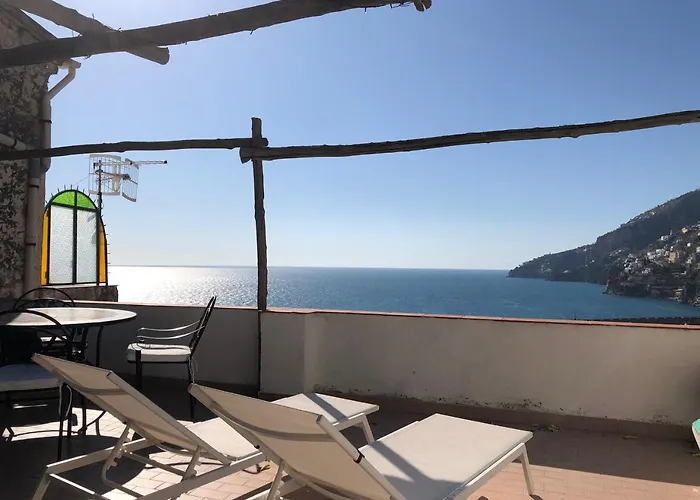 唐娜·朱利亚酒店 住宿加早餐酒店