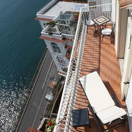 Bed & Breakfast Donna Giulia 4*